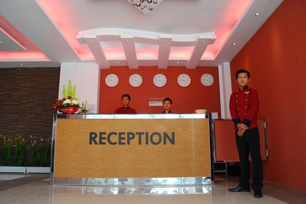 Hotel 72 Yangon Exterior photo