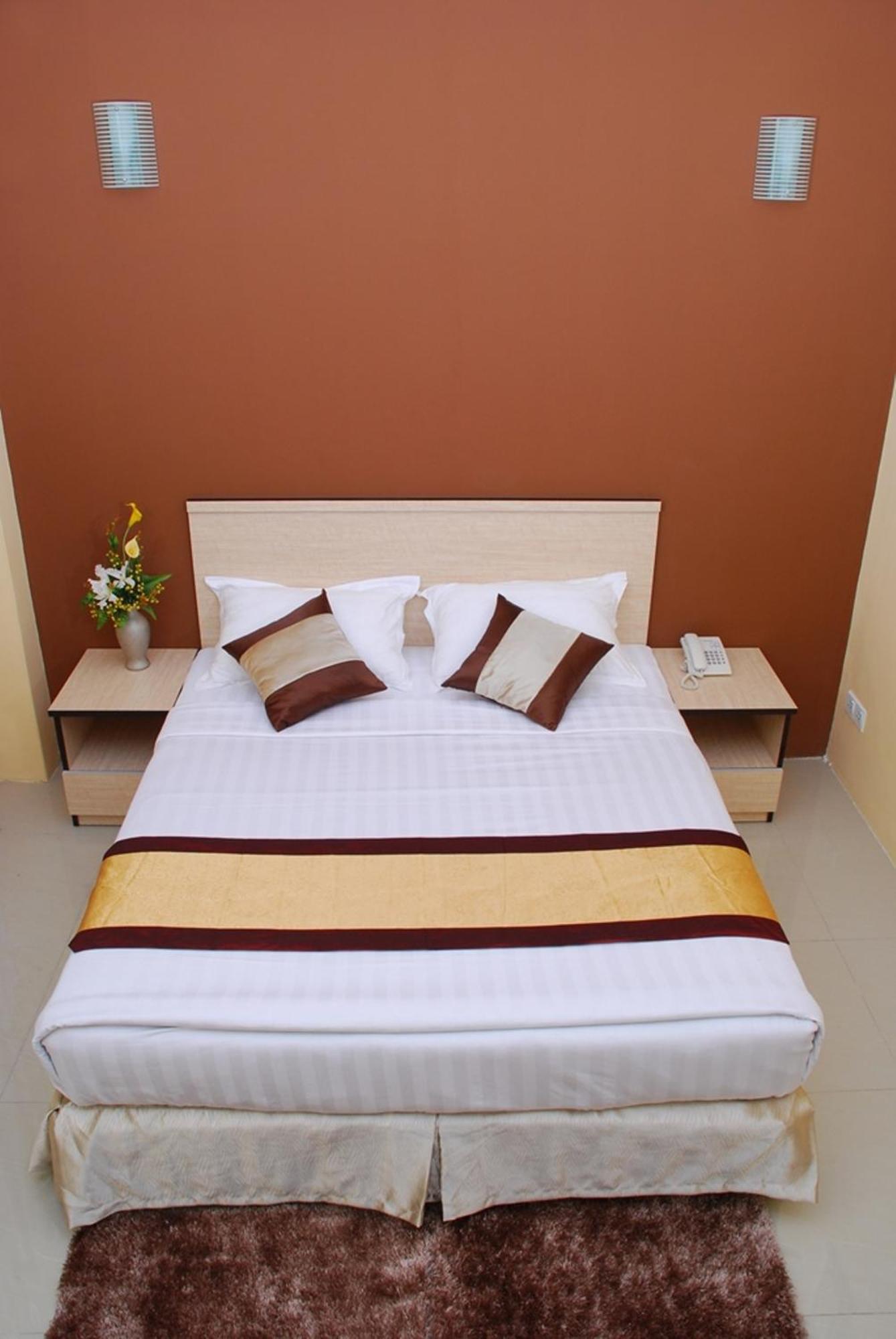 Hotel 72 Yangon Exterior photo